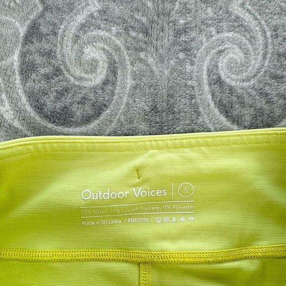 Womens Outdoor Voices Warm Up Short - Picture 4 of 5